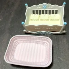 ゆりかご 家具 シルバニアファミリー ビスケットクマ ペルシャネコ ベビーベッド