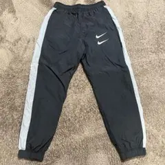 Nike スウッシュ ウーブンパンツ　Sサイズ