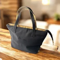 Item thumbnail for item 9f26d78c-6cb9-48c3-ad63-5ba9fb4bd215