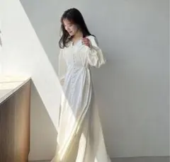 【新品タグ付】Aimeine ループボタンバックオープンワンピース ループボタンバックオープンIラインワンピース｜PETAL ONLINE（ペタル