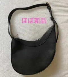 ハーフムーン ショルダーバッグ