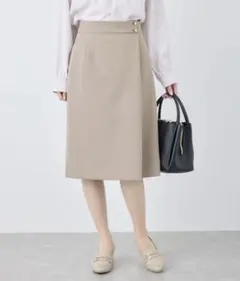 スカートのサムネイル