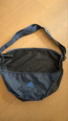 adidas メッシュボールバッグ 黒