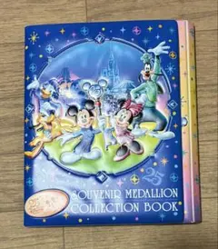 ディズニースーベニアメダルコレクションブックとスーベニアメダルのセット✳︎おまけ付