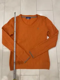 オレンジ ケーブルニットセーター 長袖