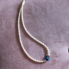 沖縄ステキ土産☆淡水パールと青色蛍ガラスのネックレス