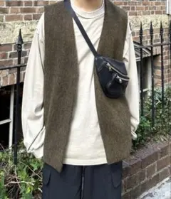 Item thumbnail for item 097125cc-c73f-4b8b-93bc-a62599635e6f