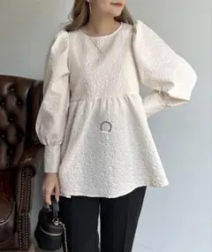 フラワージャガードペプラムブラウス【完売品！】