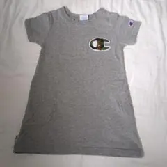 Champion 半袖ワンピース グレー 迷彩ロゴ