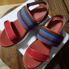 新品tsumorichisatoWALKレッドフットベッドベルクロサンダル　Ｌのサムネイル