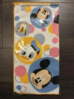 ディズニーミッキーとフレンズ 2WAYタオルハンカチ　新品未開封