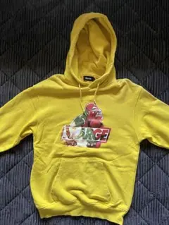 XLARGE イエロー ゴリラ グラフィックパーカー
