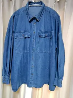 デニムシャツ