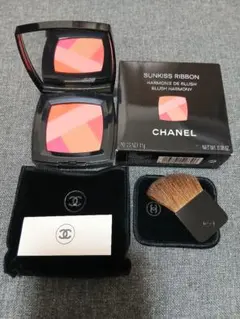 未使用 CHANEL SUNKISS RIBBON チーク 箱付きのサムネイル