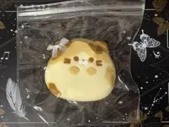 訳あり　猫のスクイーズ　きなこ饅頭