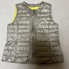 グレー ダウンベスト イエロー裏地