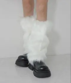 ホワイトファー レッグウォーマー