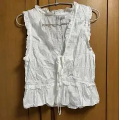 ⭐︎8/13まで　H&M ノースリーブ　シャーリング　トップス　Mサイズのサムネイル