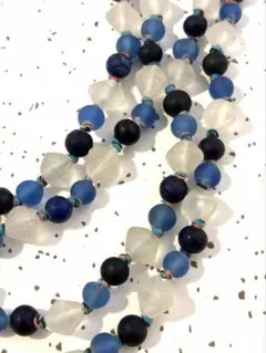 【全長約100cm】ガラスビーズ ロングネックレス ブルー系 すりガラス風