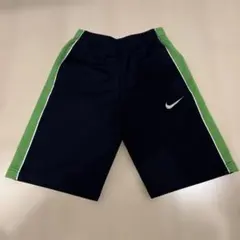 NIKE ナイキ　キッズ　ハーフパンツ　ネイビー　S 130 140