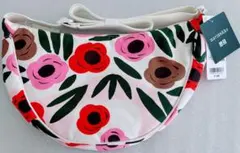 新品未使用タグ付き　ユニクロ　マリメッコ　ラウンドミニショルダーバッグ　ピンク