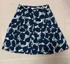 フレアスカート M 青緑と白の幾何学模様