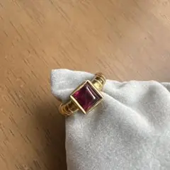 お値下げしました！　k18 ルビー　スクエアカット リング　1.45ct