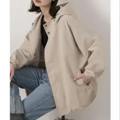 ベージュ マウンテンパーカー フリーサイズ