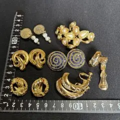 ビンテージ風 ゴールド調 イヤリング