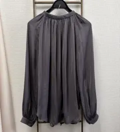 PLST サテンブラウス