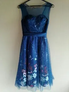 。パーティドレス