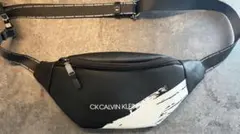 ［美品］CK CALVIN KLEIN ショルダーバッグ ブラック/ホワイト