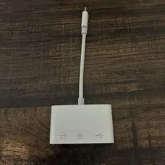 iPhone Lightning SDカードリーダ