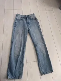 GU ストレートデニム ライトブルー