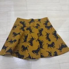 馬プリント カラシ色 スカート Mサイズ