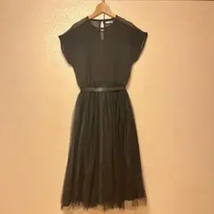 【値下げ】merlot plusデコルテシースルーチュールスカート