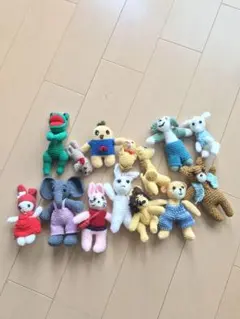 手編み　カラフルなあみぐるみセット　動物達