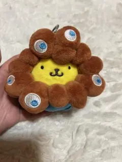 ポムポムプリン、クロミ 黒ミャクミャク カラビナ付き - メルカリ