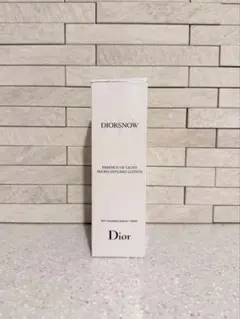 【新品】ディオールスノーエッセンスオブライトマイクロローション(175ml)