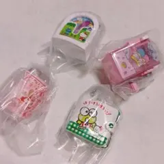 サンリオ　レトロミニチュアチャーム　２