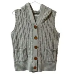 【ニトリ】　フード付きケーブル編みニットベスト フリーサイズ アクリル100%