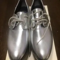 UNITED ARROWS メタリックシルバー レースアップシューズ
