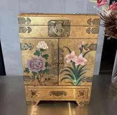 李朝 宝石箱 小箪笥 花鳥図 金彩 ジュエリーボックス 朝鮮家具 古美 2026年最新】李朝箪笥の人気アイテム - メルカリ
