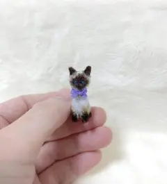 モールアート 小さなお座り猫