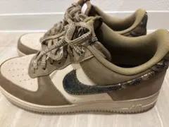 NIKE AIR FORCE 1 スニーカー ベージュ