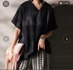 antiqua ドビー織りVネックトップスのサムネイル