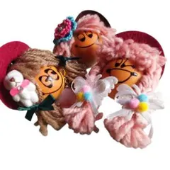 ✳️使える✳️❗️ピアス2個付✳️可愛いキャラクター仲良し3人ストラップ セット