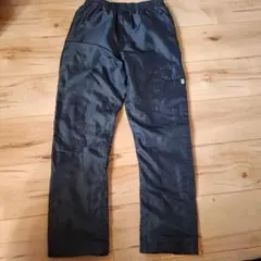 裏起毛　ズボン　１４０cm