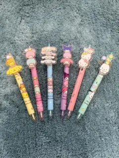 キティ　クロミ　キャラクターズ　ボールペン　6本　サンリオ　ブラック芯　新品
