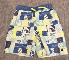 QUIKSILVER サーフパンツ 水着　130